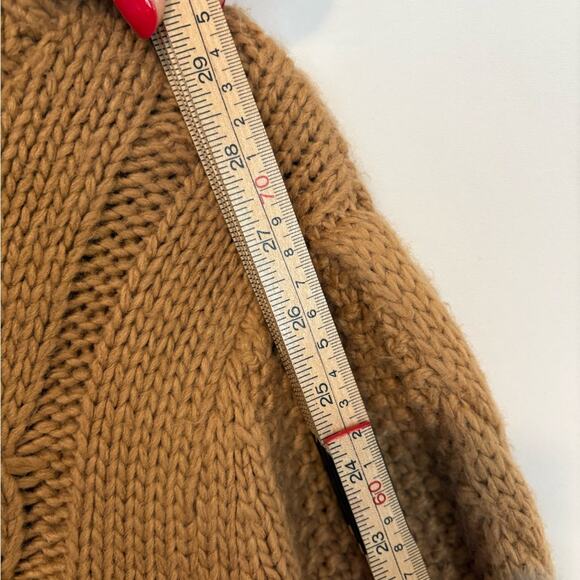 Elie Tahari Chunky Cable Knit Sweater in Camel Brown, Size L - Picture 9 of 9